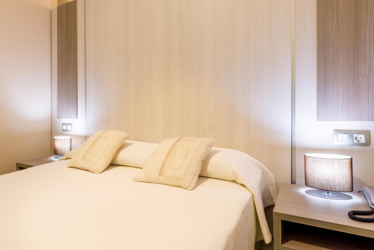 Hotel Capri Τόσα ντε Μαρ Εξωτερικό φωτογραφία