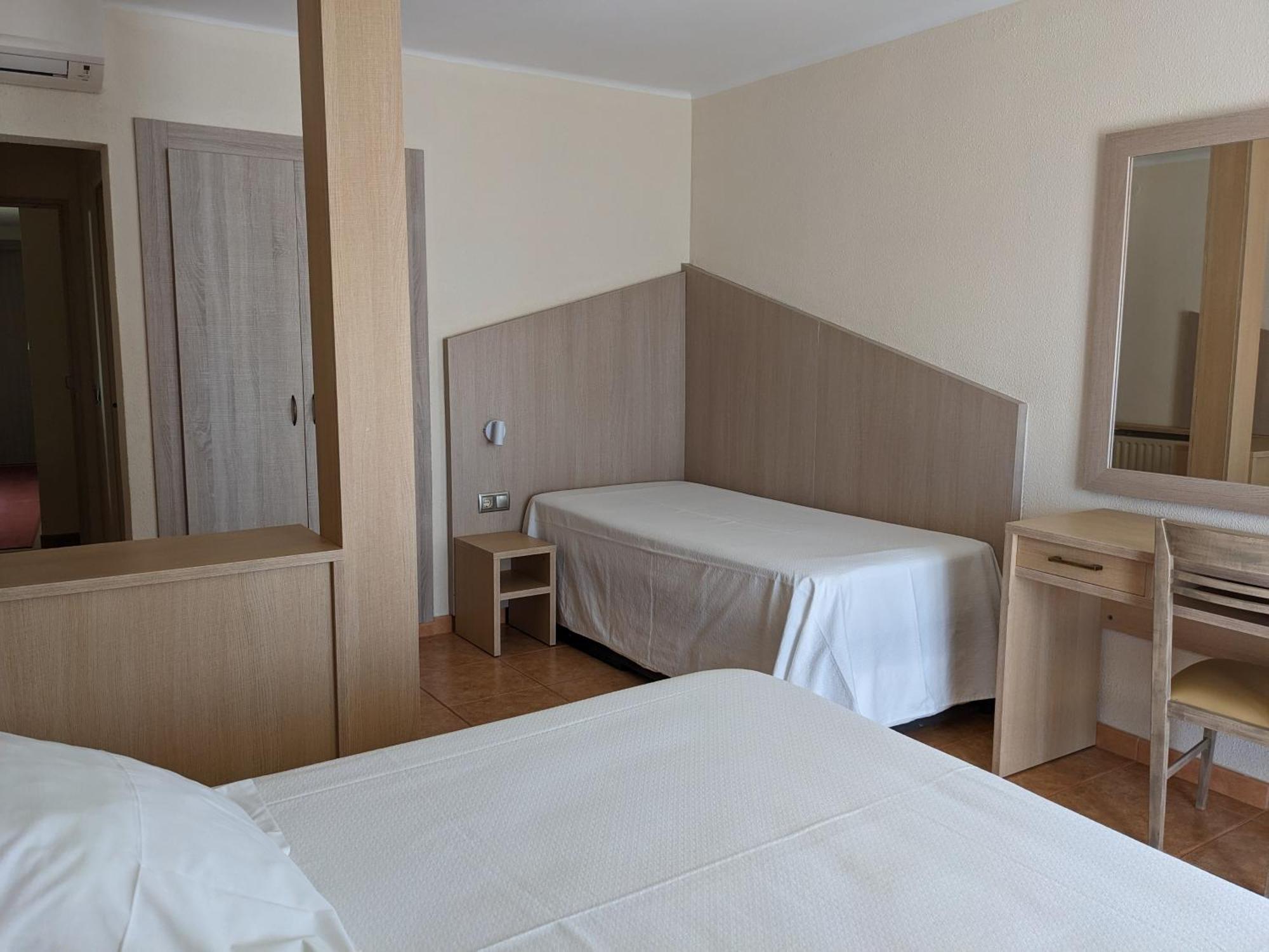 Hotel Capri Τόσα ντε Μαρ Εξωτερικό φωτογραφία