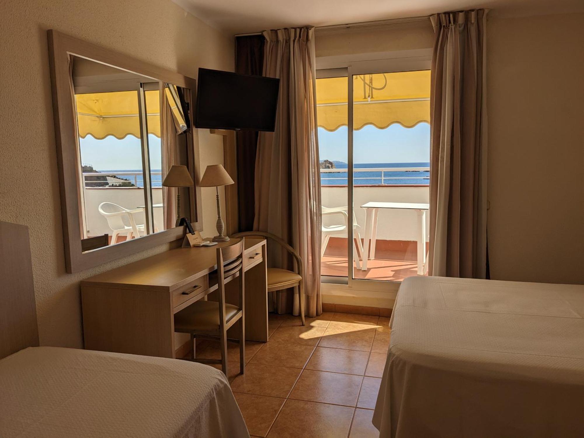 Hotel Capri Τόσα ντε Μαρ Εξωτερικό φωτογραφία
