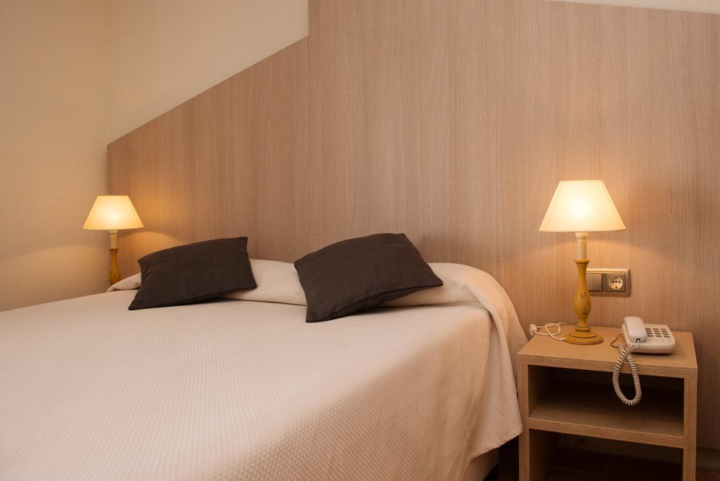 Hotel Capri Τόσα ντε Μαρ Εξωτερικό φωτογραφία